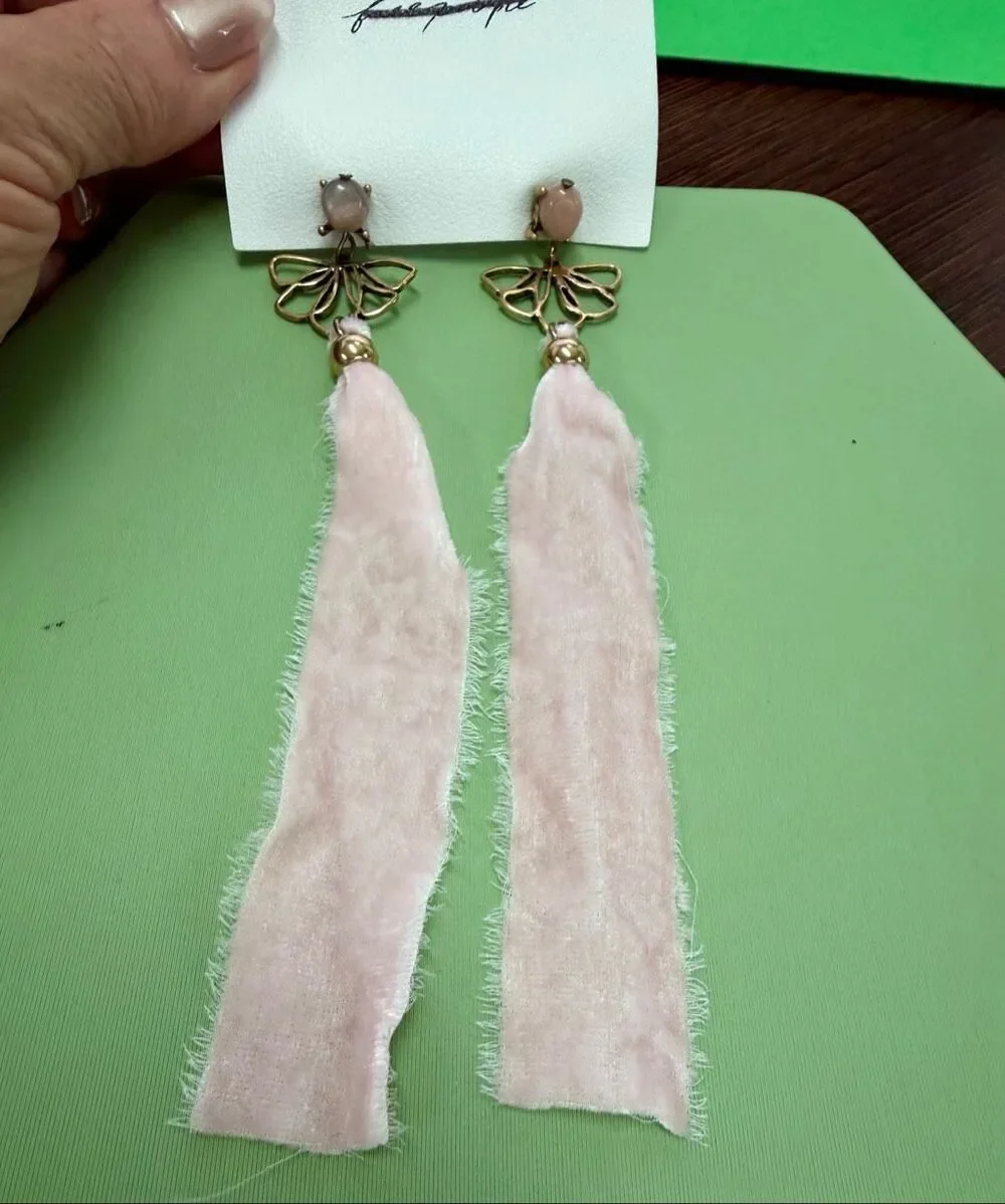 NWT Free People LuLu dangles earrings